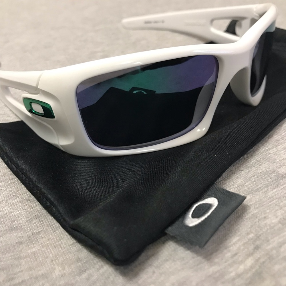 Mens Oakley Crankcase polished White jade iridium